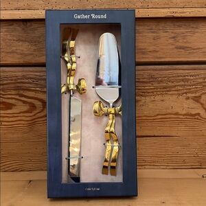 NWT 2 Pc Cake Serve Set by Anthropologie- Knife & Cake Lift w/ Bow Handles